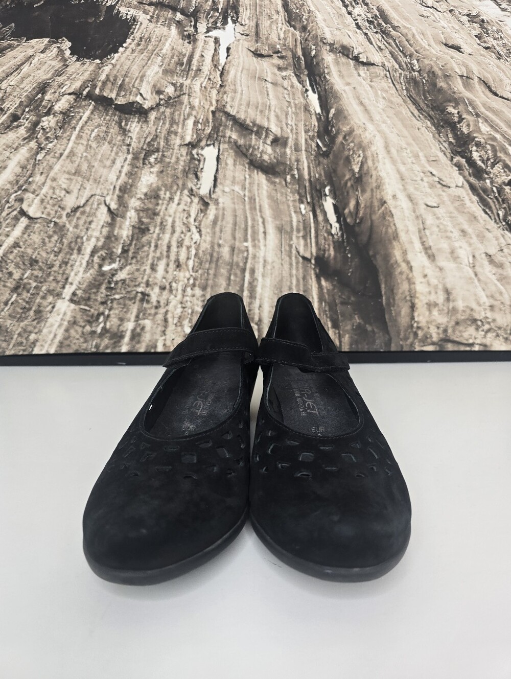 Mephisto Black Mary Jane Shoes Rodia Perforated Like New - Picture 5 of 7